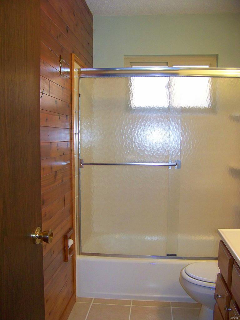 Country Lane Woods II - Residential Lease