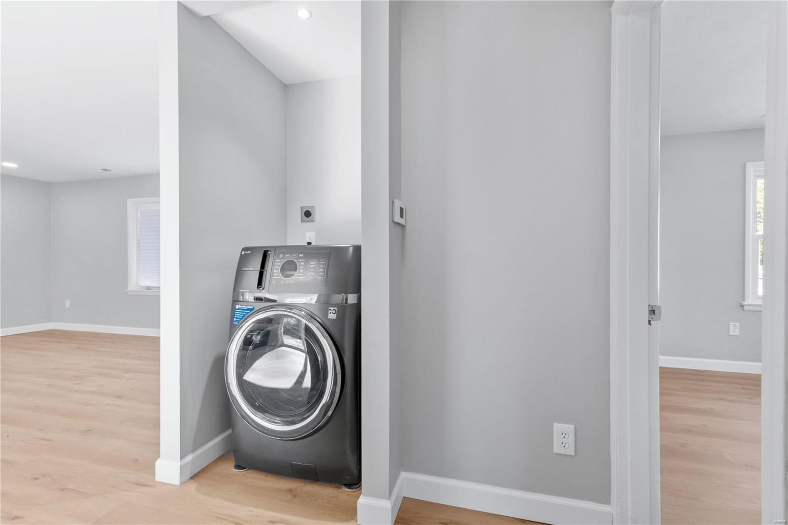 St Louis, Missouri 63119, United States, 3 Bedrooms Bedrooms, ,2 BathroomsBathrooms,Residential,Pending,16252