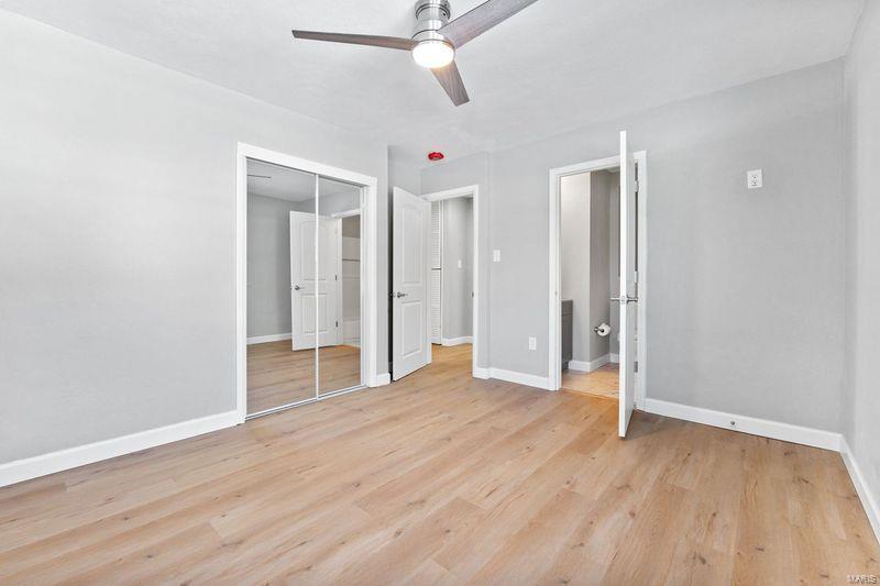 St Louis, Missouri 63119, United States, 3 Bedrooms Bedrooms, ,2 BathroomsBathrooms,Residential,Pending,16252