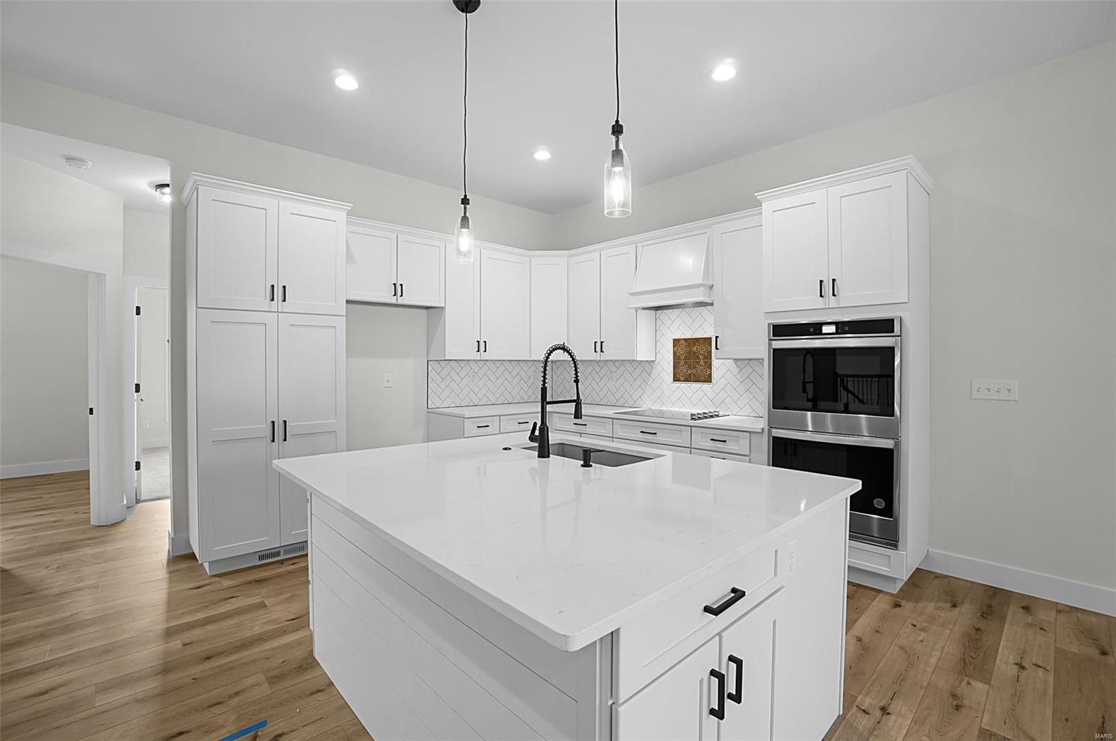 100 Fiddler's Close 100 STB