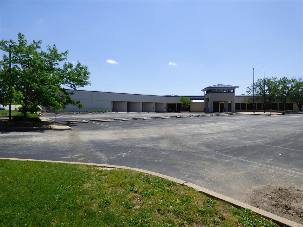 Brown Campus 15 - Commercial Sale