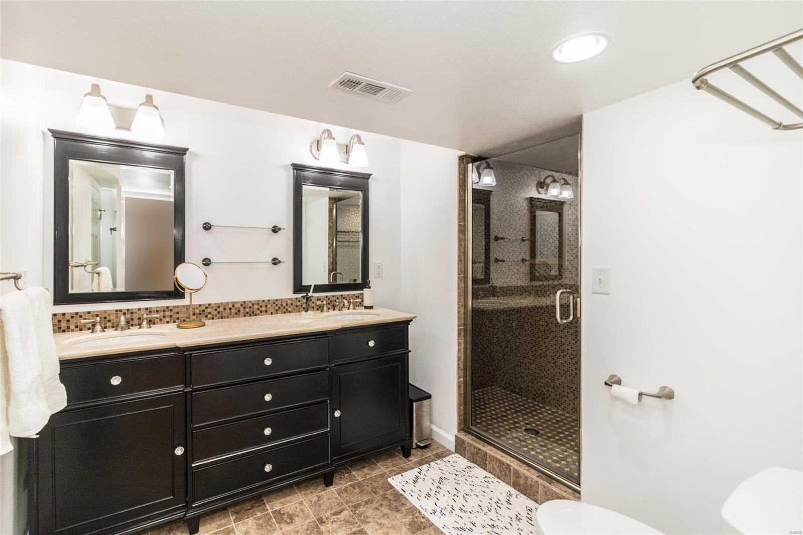 Gralee Acres - Residential