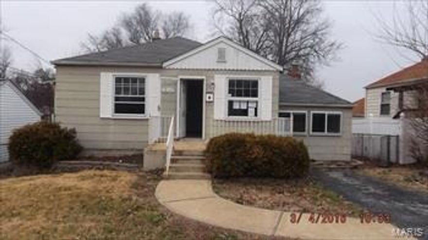 Very nice 2 bedroom home. HUD Aquired Property.  Property Being Sold. " AS IS ". Please use discretion when showing and bring a flashlight.