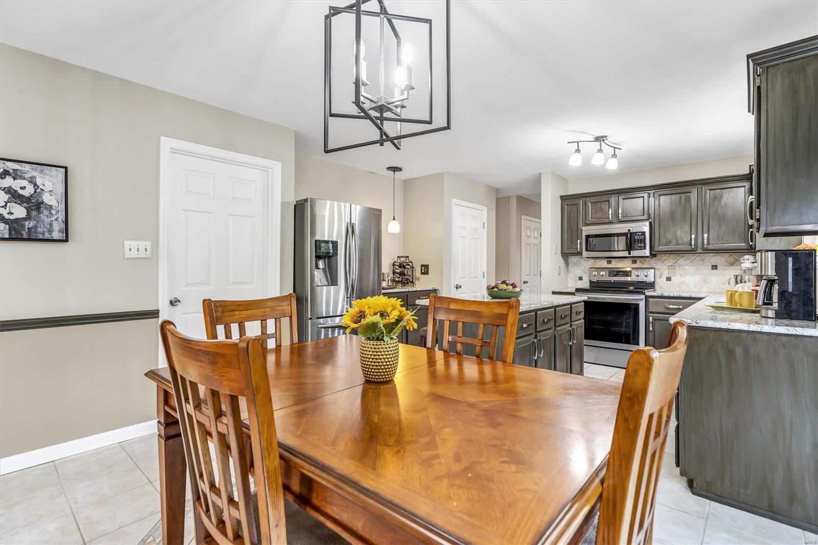 Estates At Arrowhead The - Residential