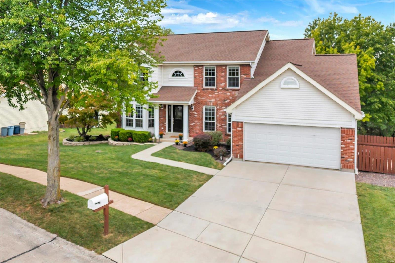 Estates At Arrowhead The - Residential
