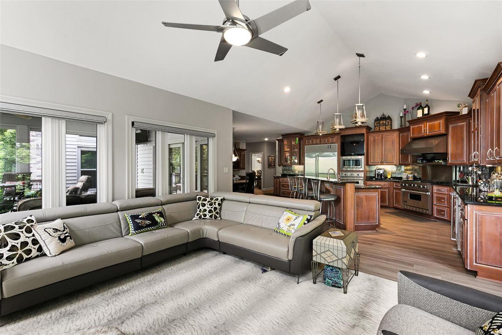 Summit At Wildhorse The - Residential