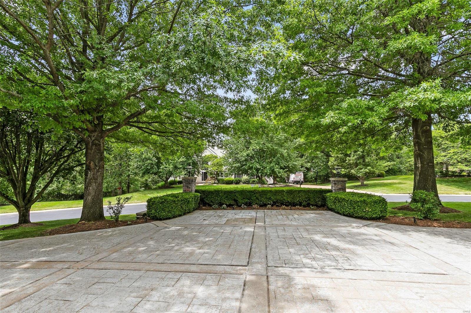 Summit At Wildhorse The - Residential