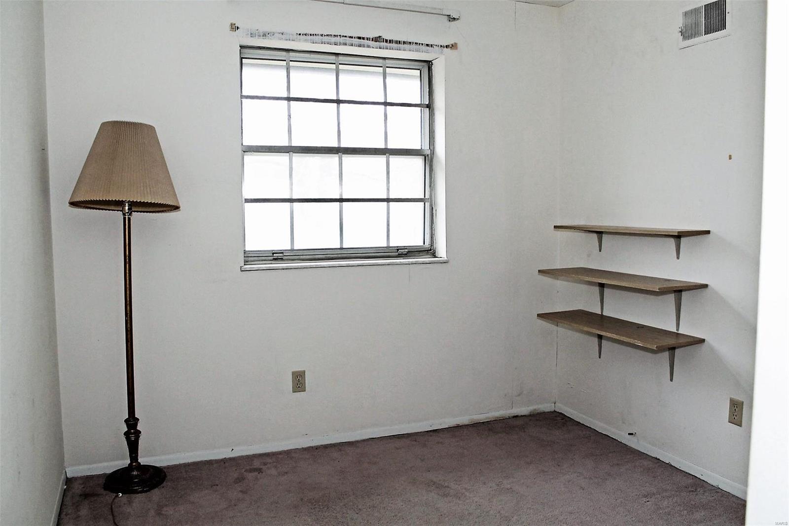 Burtonwood Manor 2 Condo - Residential