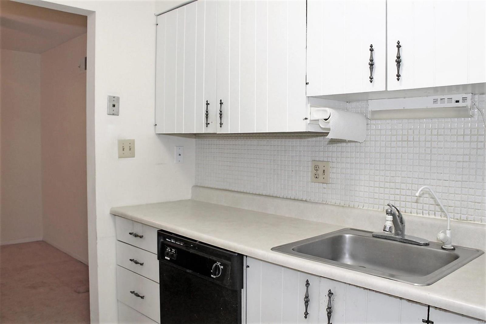 Burtonwood Manor 2 Condo - Residential