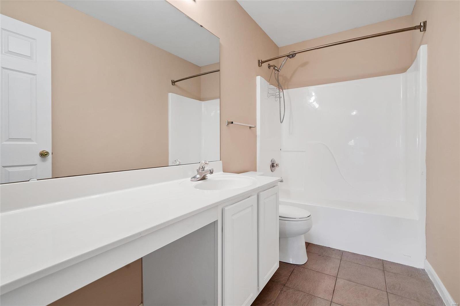 Horse Shoe Creek #2 - Residential Lease