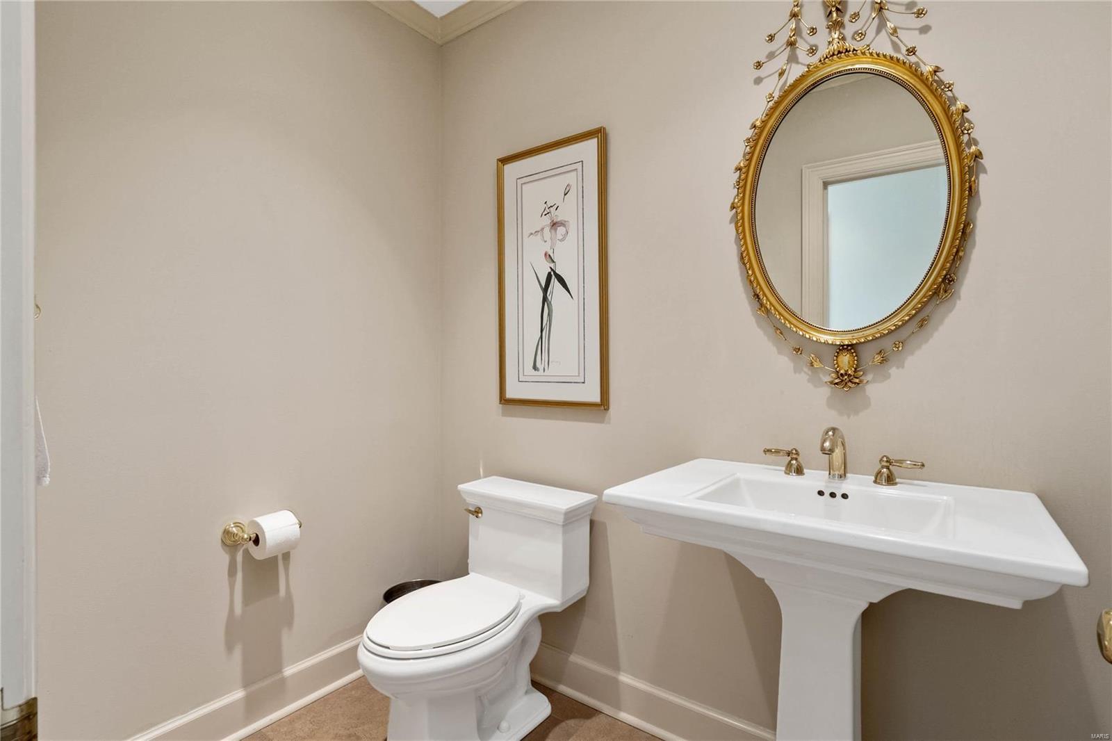 East Ladue Lane - Residential