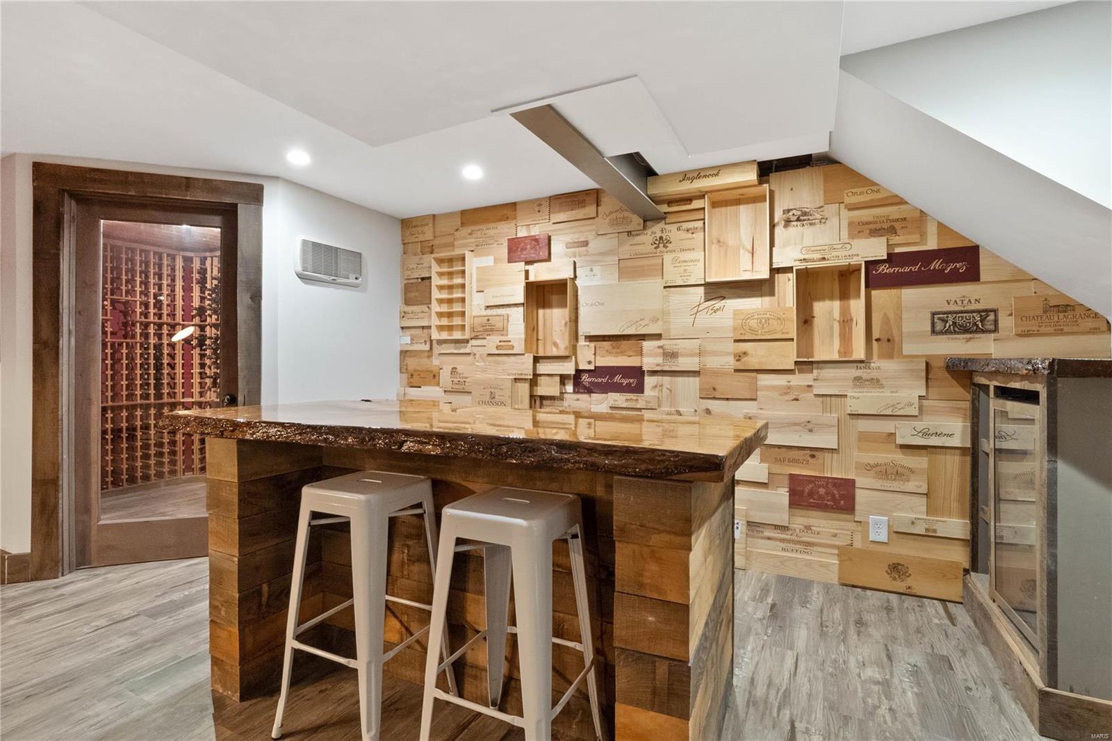 East Ladue Lane - Residential