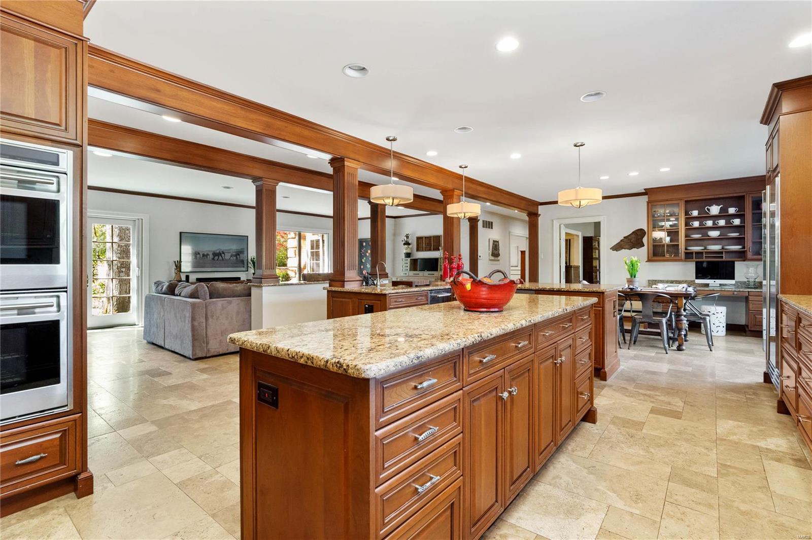 East Ladue Lane - Residential