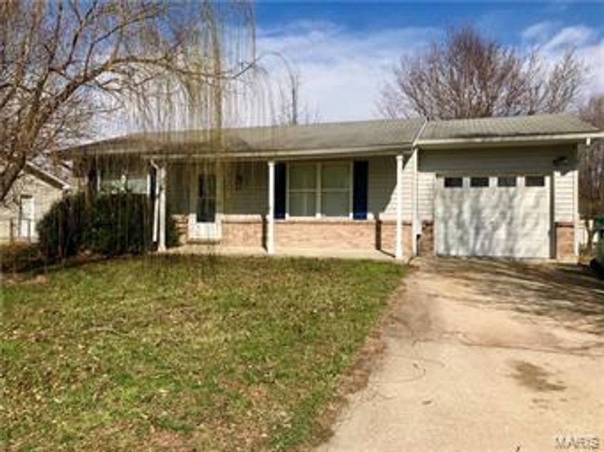 This adorable ranch home in Pacific offers 2 beds and 2 baths plus a finished basement with additional sleeping area in the lower level. The interior has a very neutral decor and is up to date and move in ready.  Enjoy the large patio and the fenced backyard that is perfect for back yard entertaining.  The location is great with quick access to I-44 for a quick commute to anywhere.