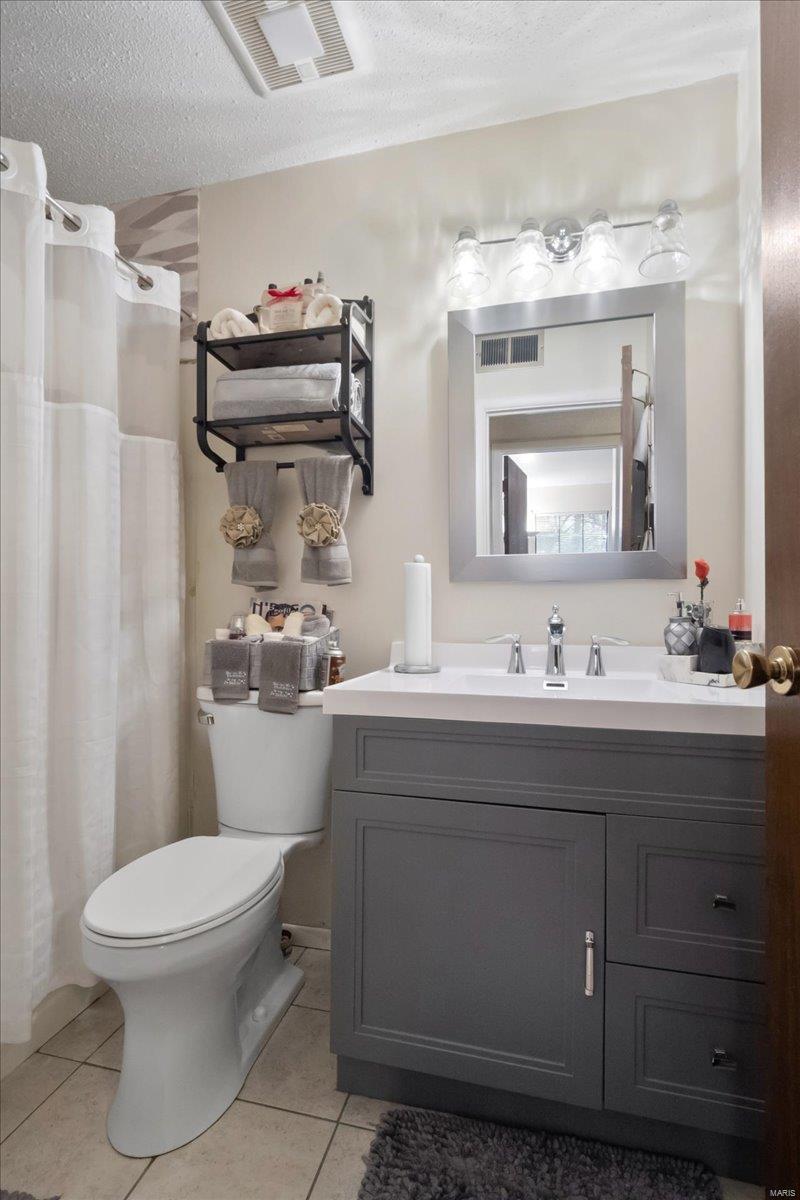 Sugartree 12 - Residential