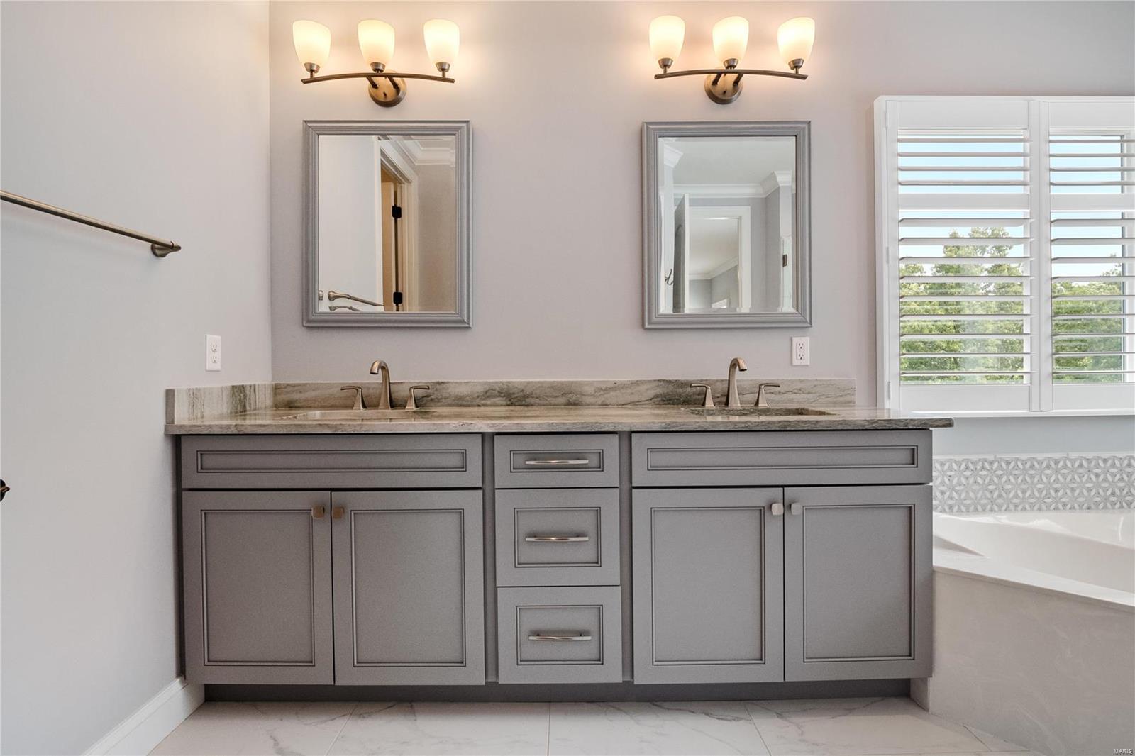 Homestead Estates At Wildwood - Residential