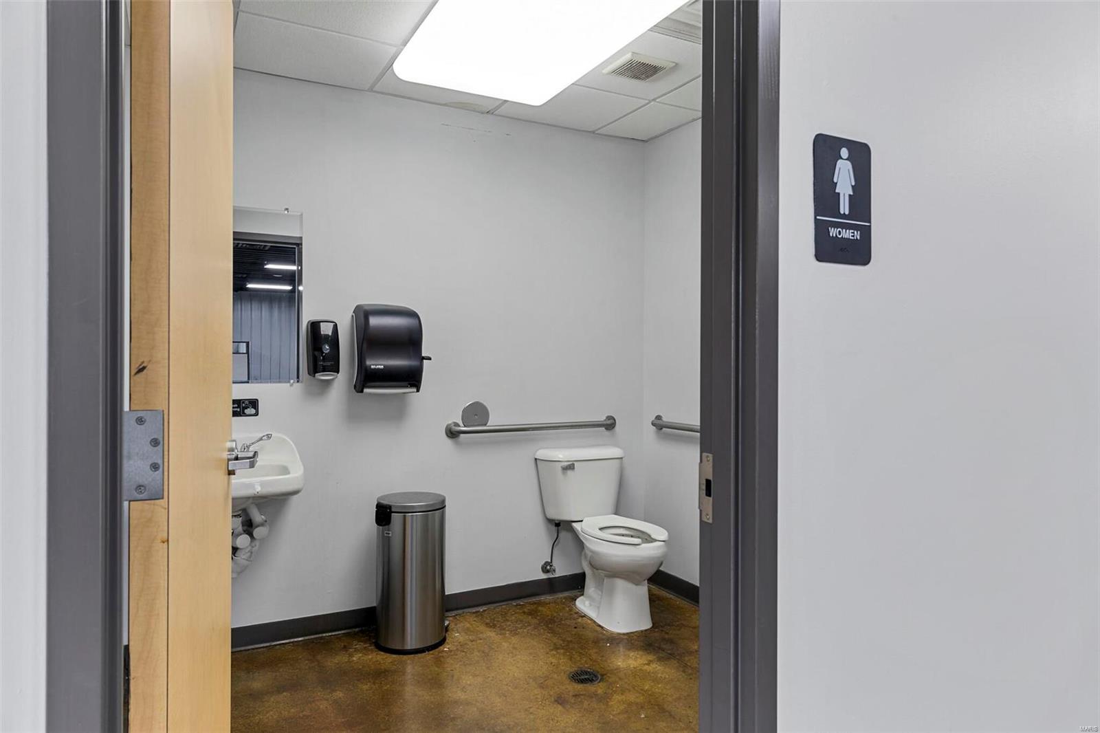 Northwood Estate 02 - Commercial Sale