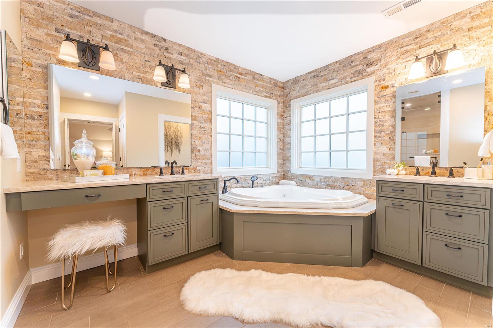 Jackson Park - Residential