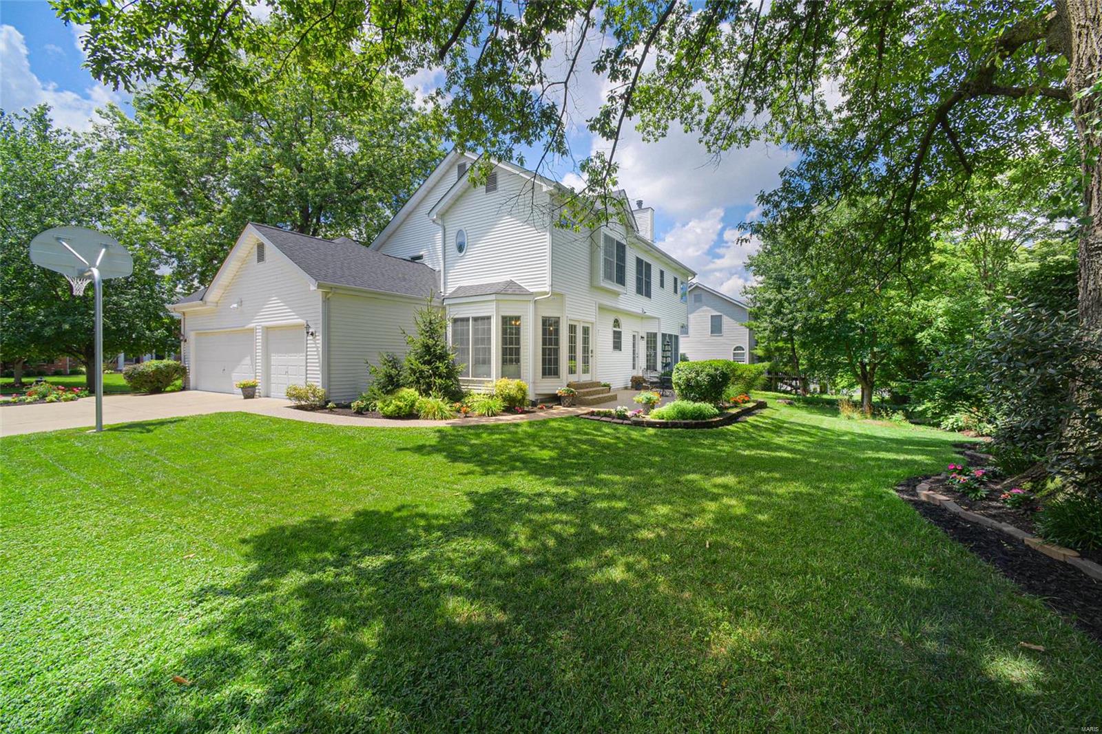Countryside In Des Peres - Residential