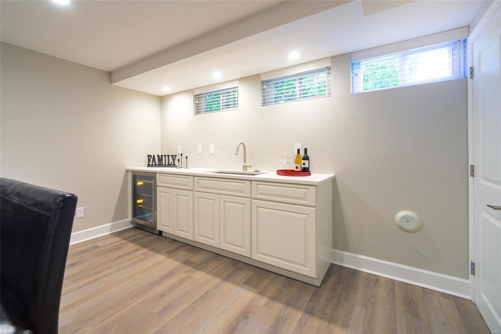 Countryside In Des Peres - Residential