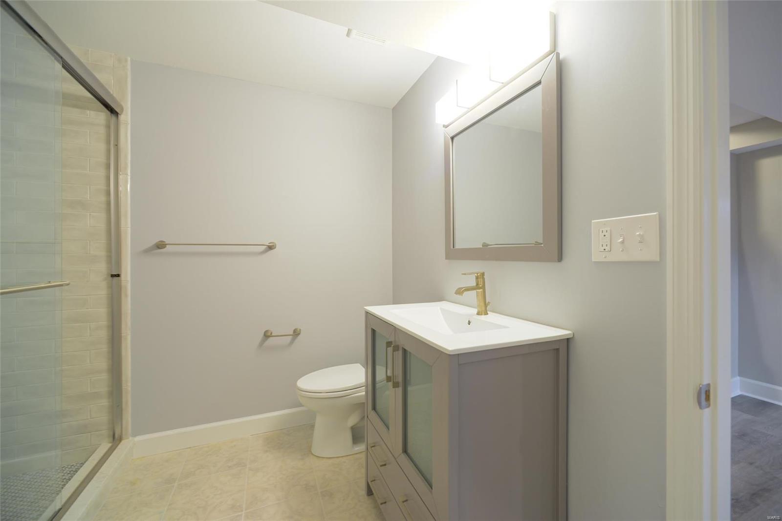 Countryside In Des Peres - Residential