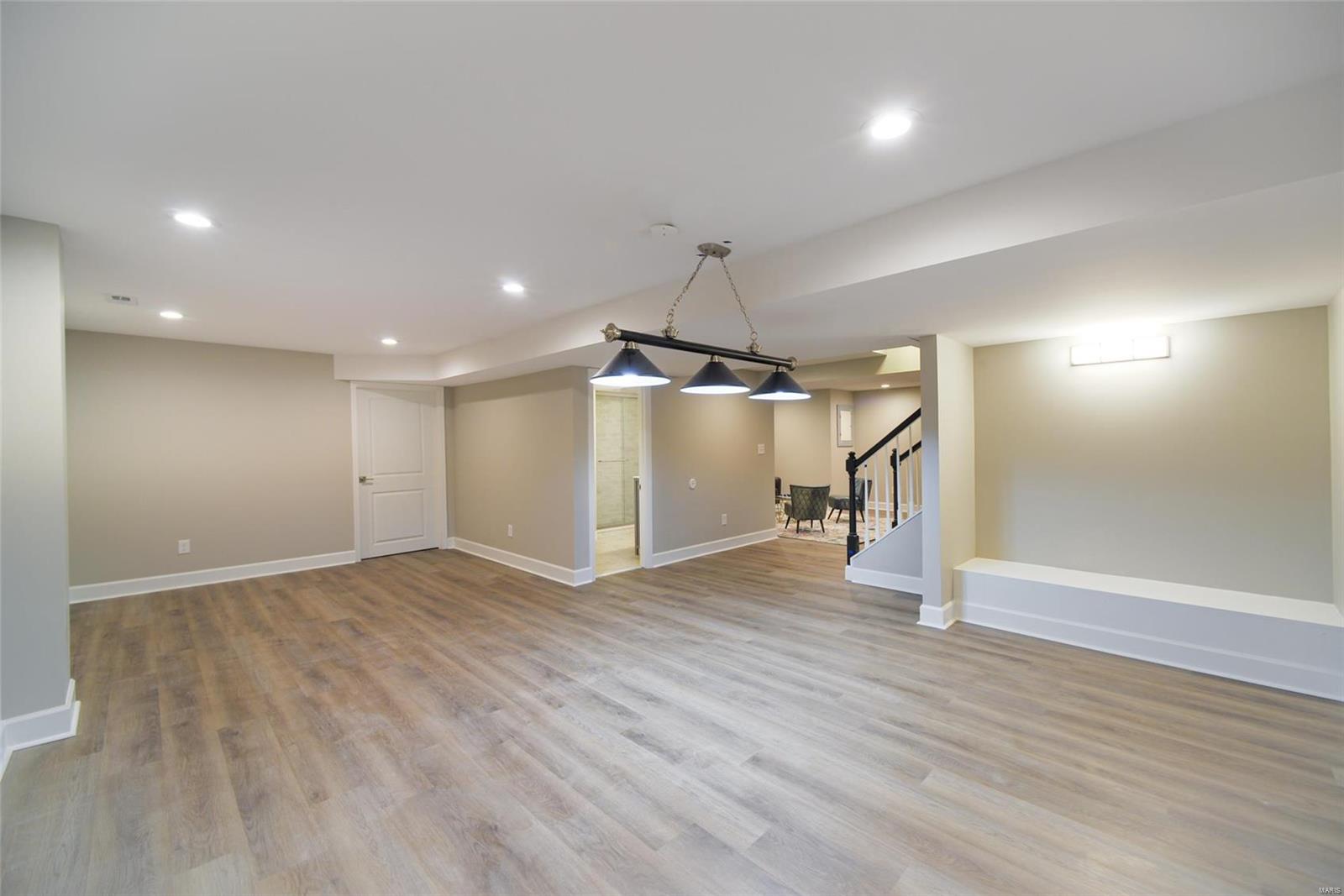 Countryside In Des Peres - Residential