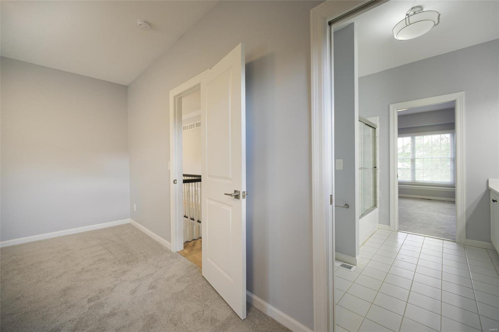 Countryside In Des Peres - Residential