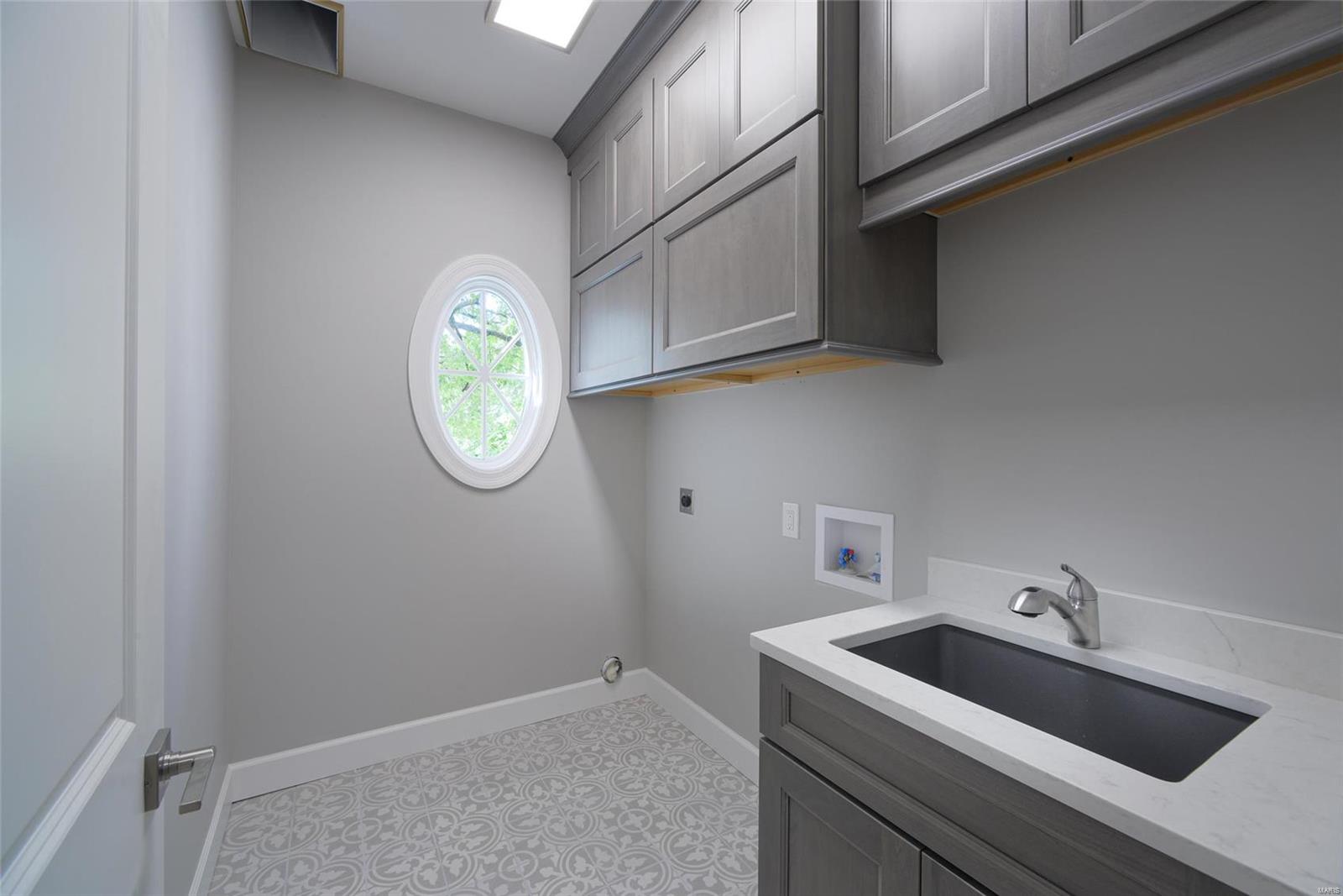 Countryside In Des Peres - Residential