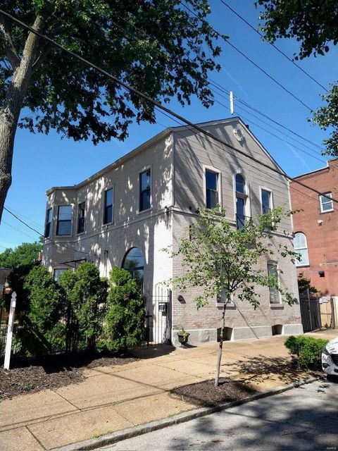 Multi Family in St Louis MO 1918 Pestalozzi Street.jpg