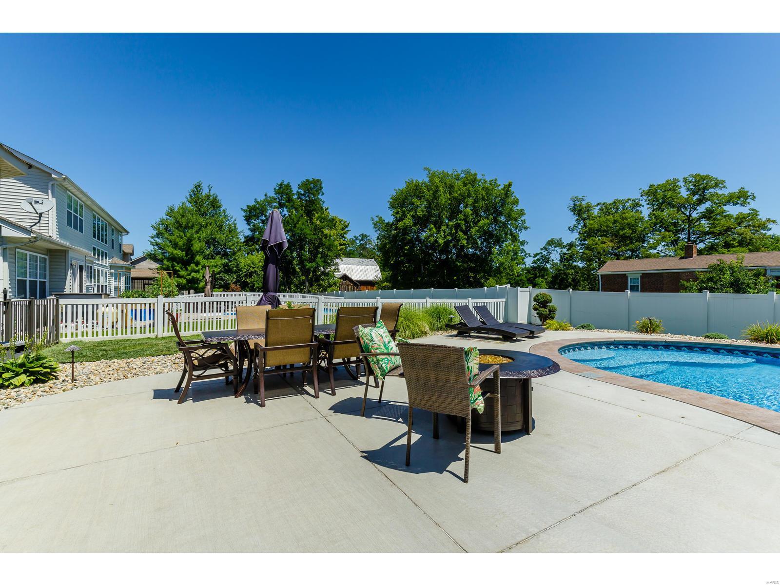 Brook Hollow Court - Residential