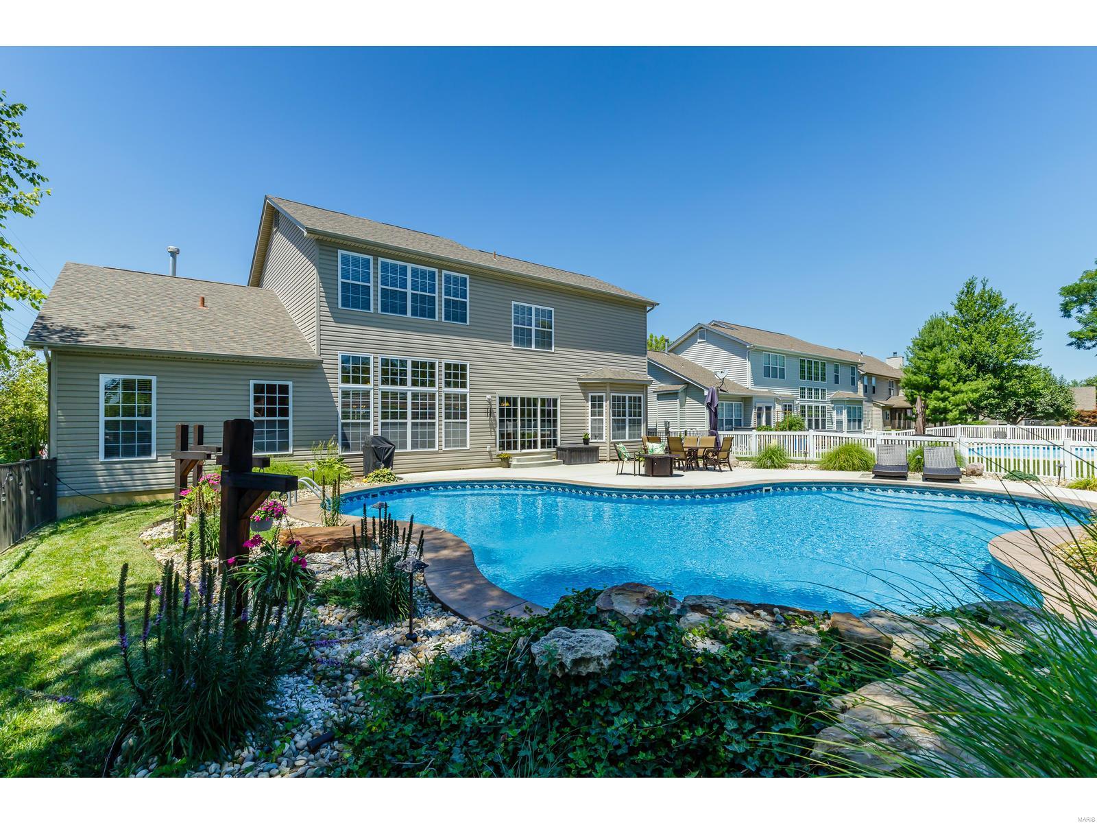 Brook Hollow Court - Residential