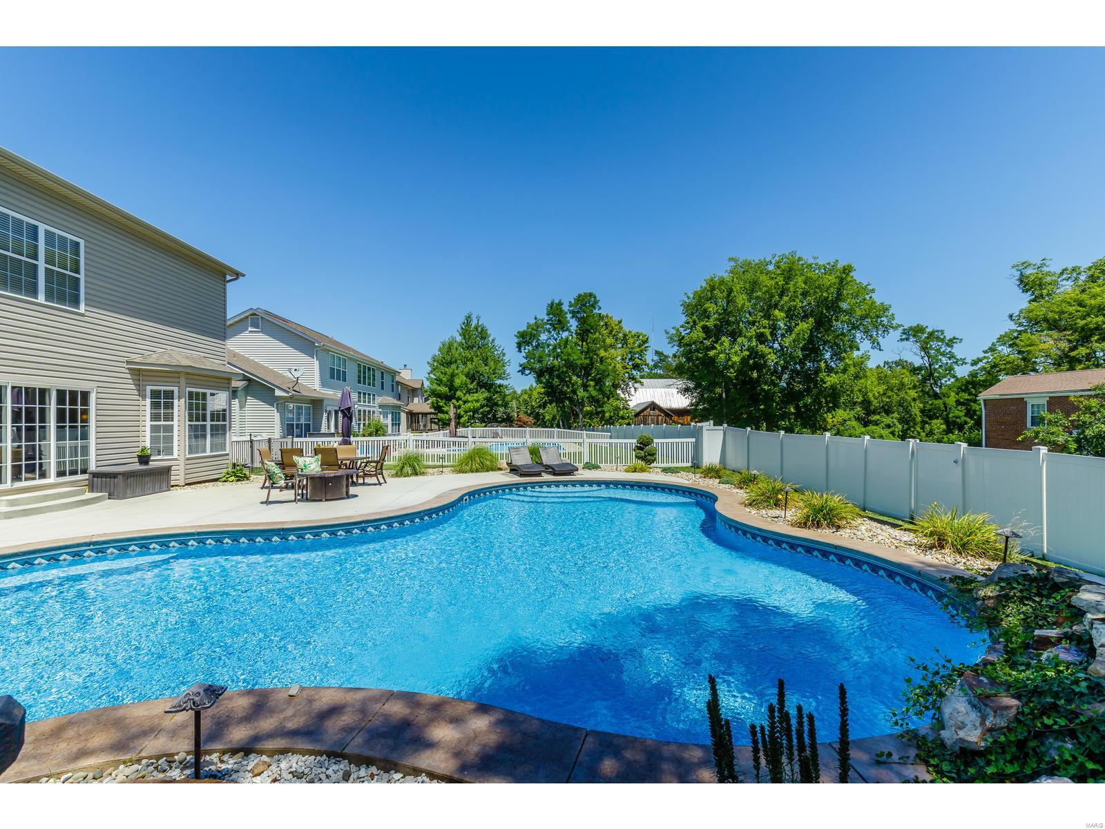 Brook Hollow Court - Residential