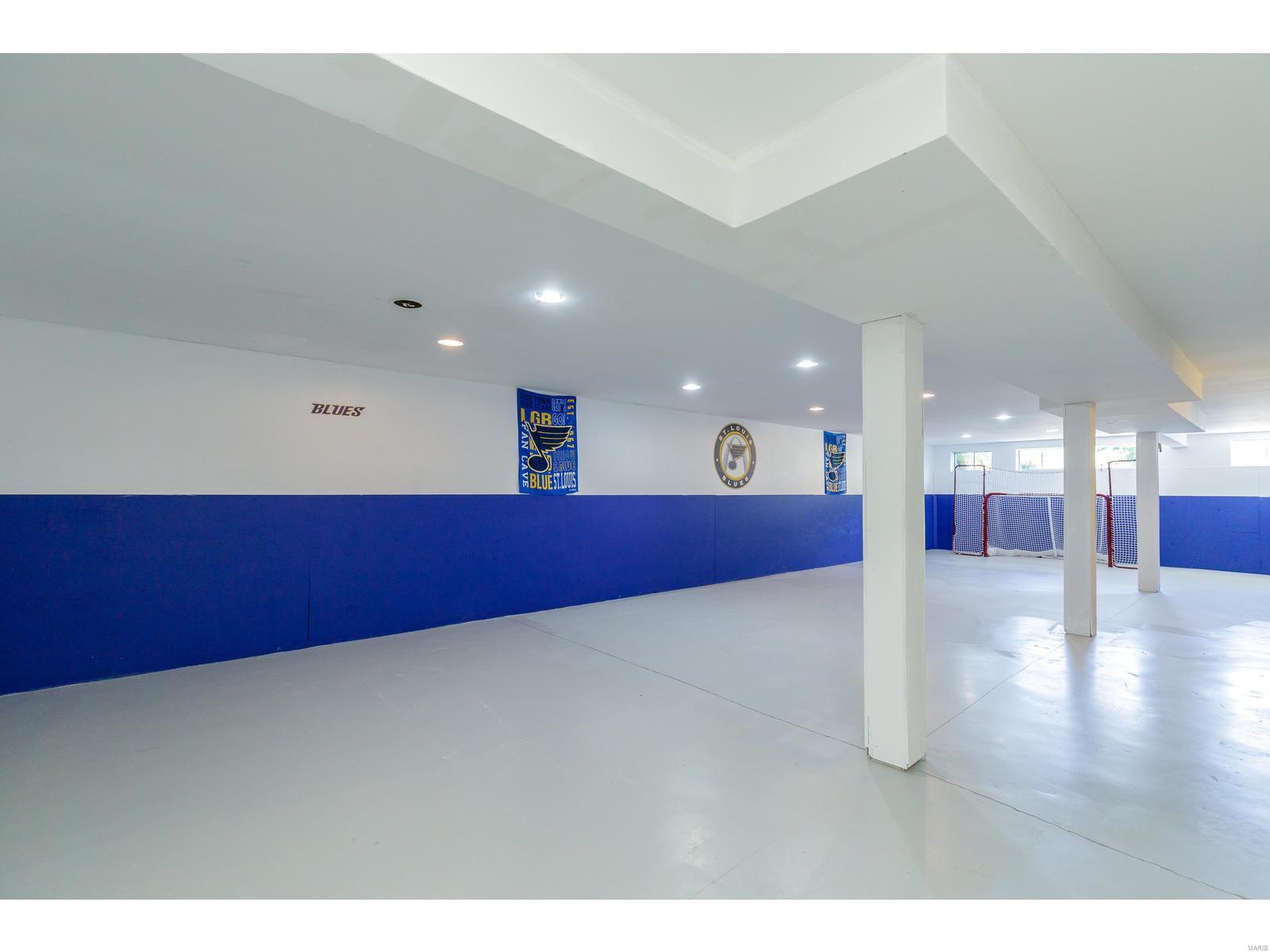 Brook Hollow Court - Residential