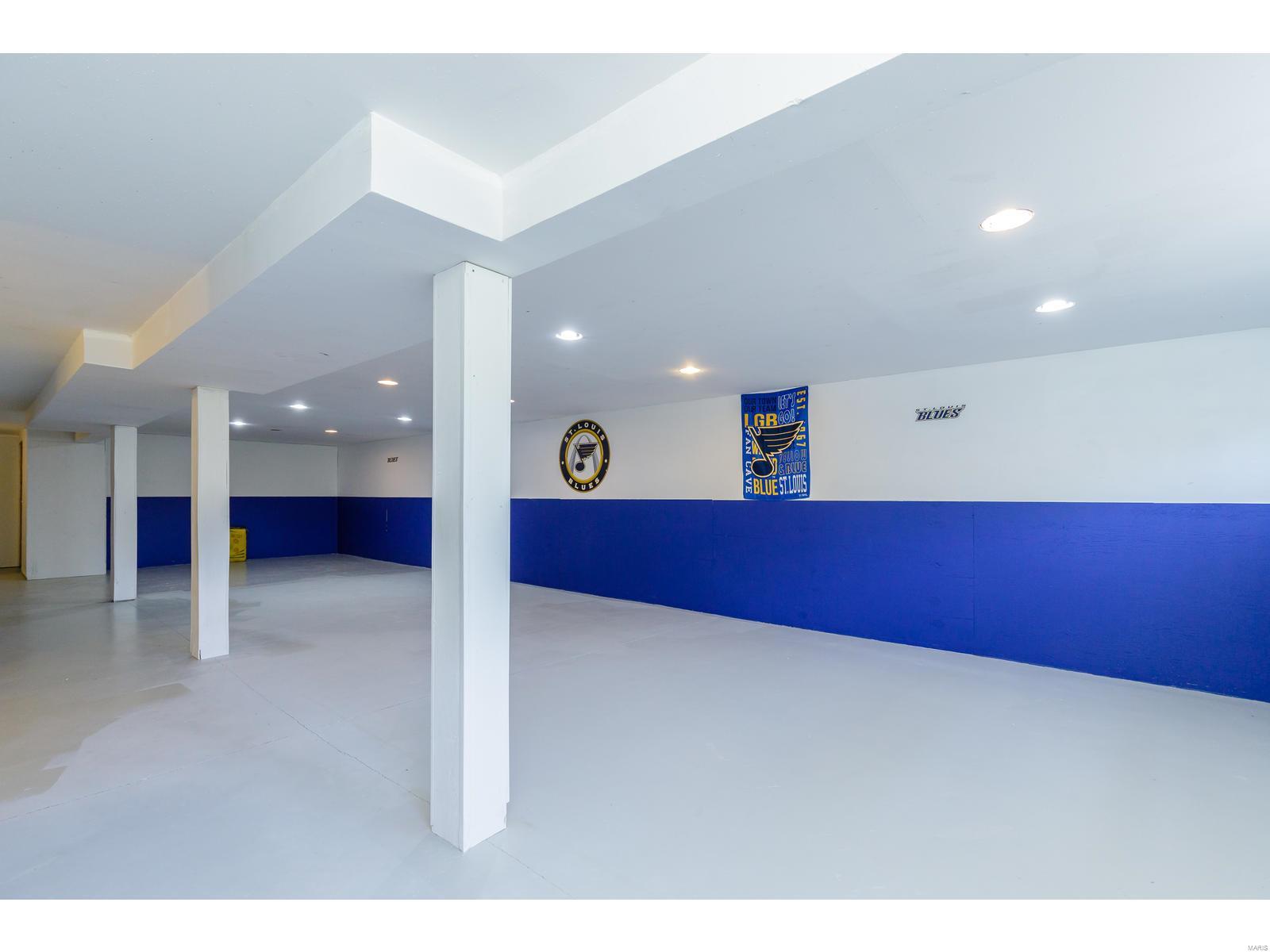 Brook Hollow Court - Residential