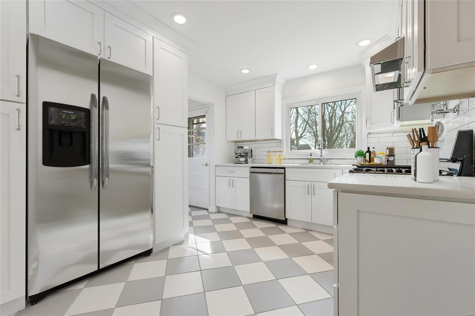 Webster Ridge 12 - Residential