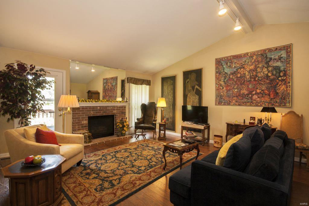 Parkside Condo - Residential