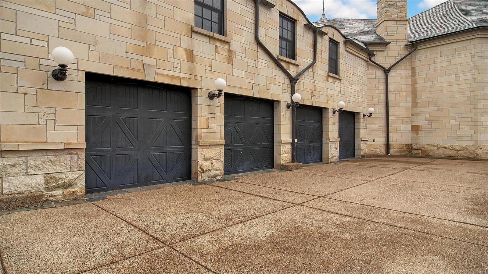 Brookhollow - Residential