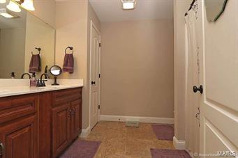 Ashland Courts - Residential