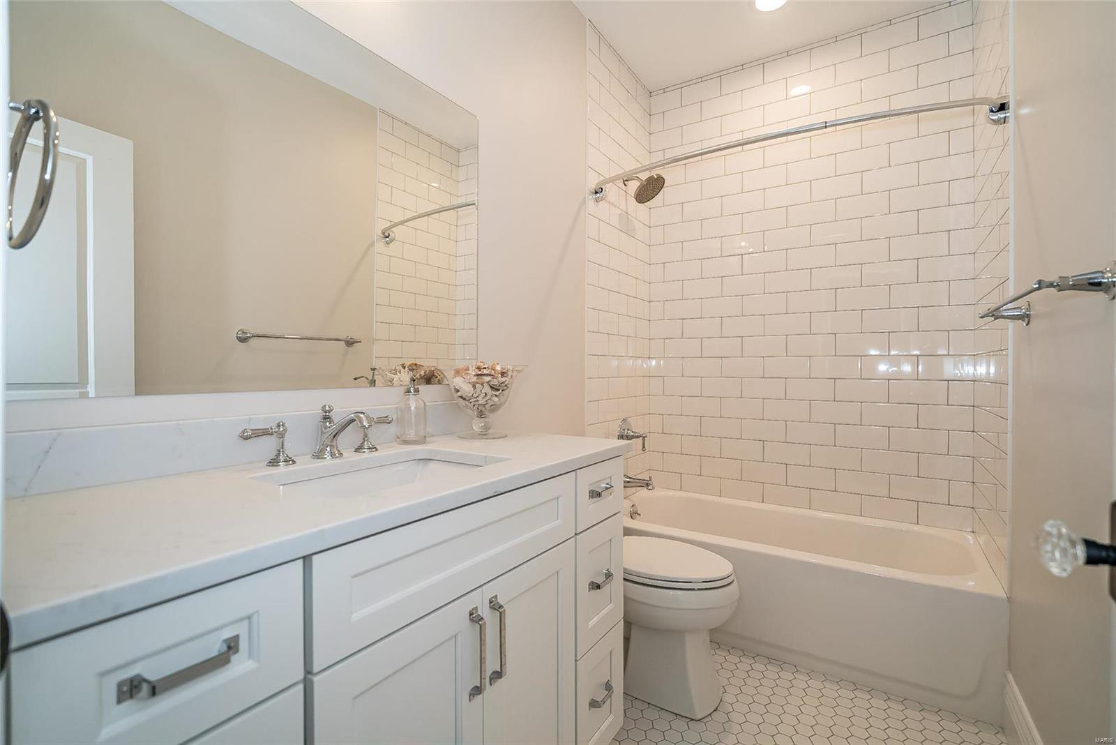 Clayton Gardens - Residential