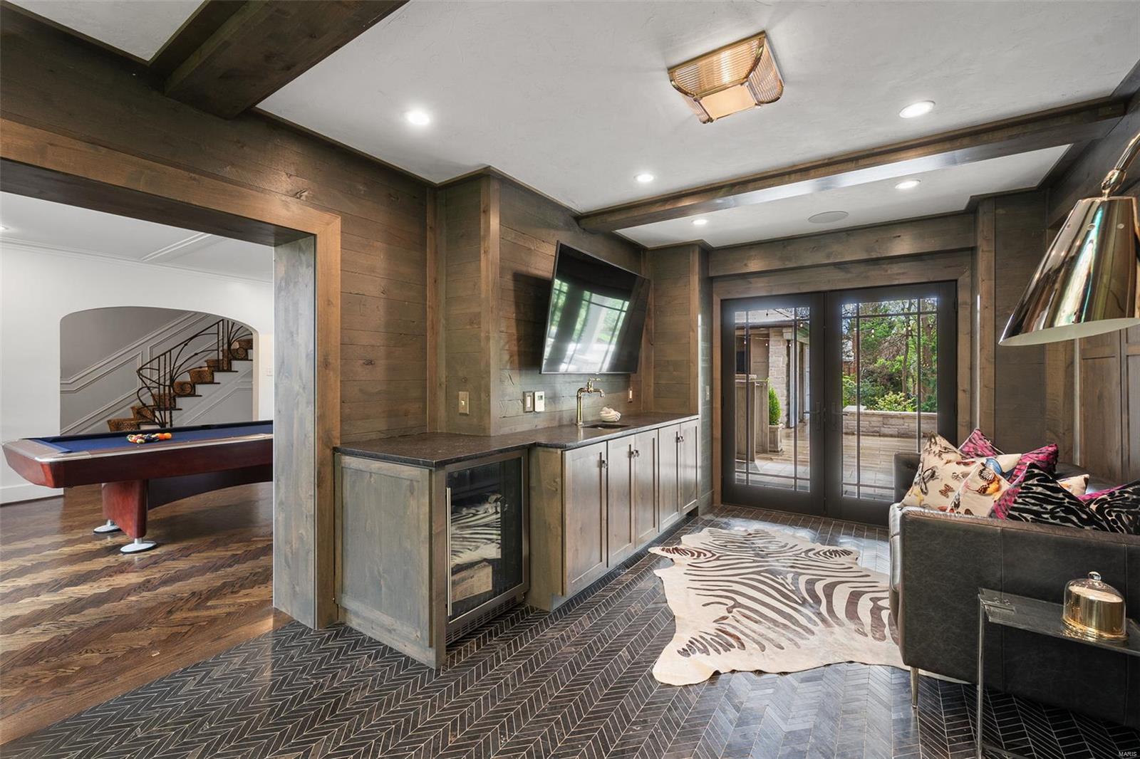 Lake Forest - Residential