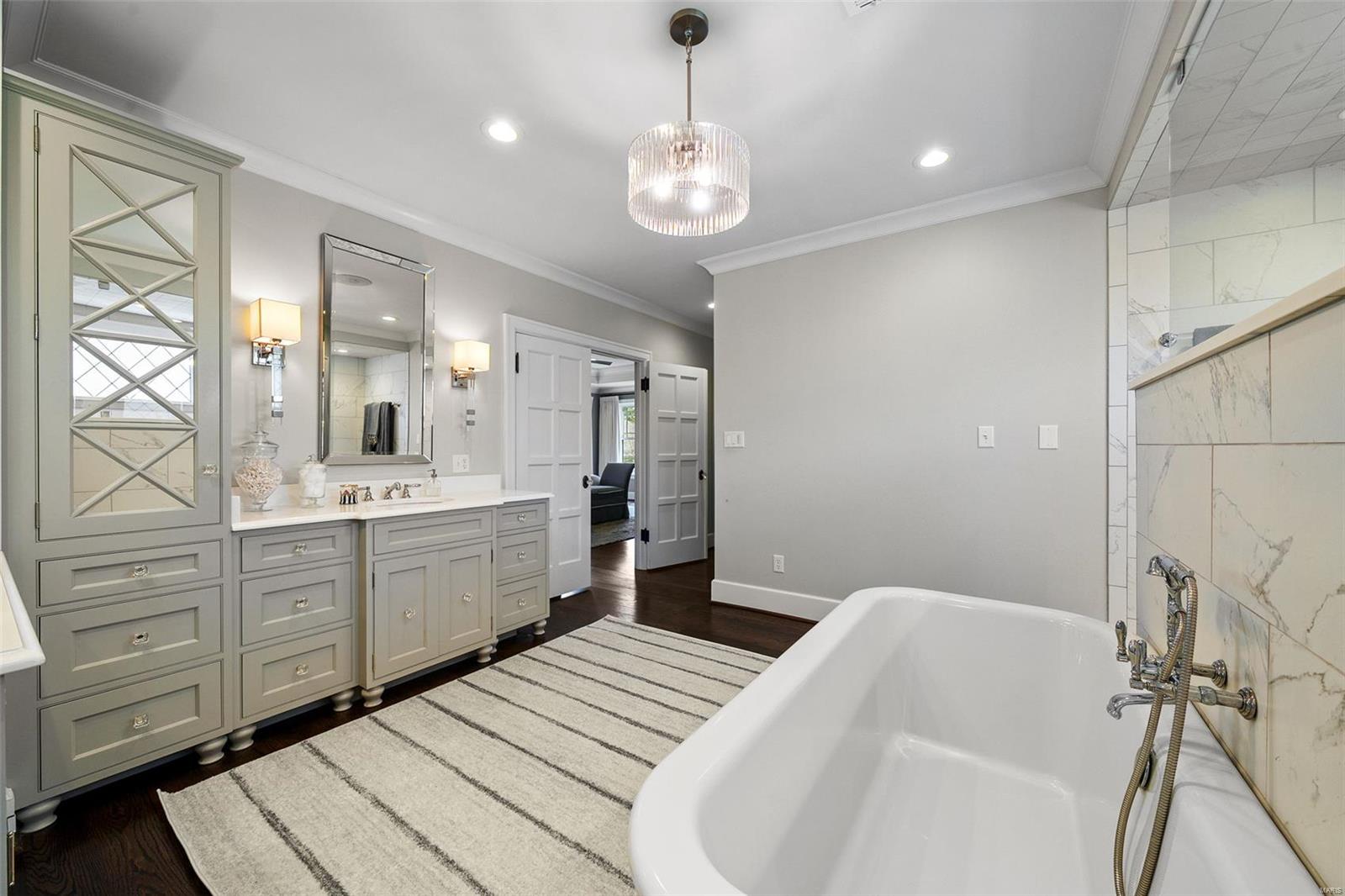 Lake Forest - Residential