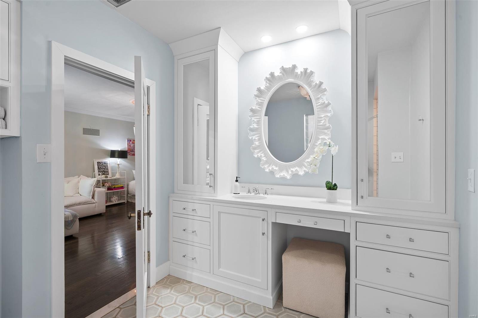 Lake Forest - Residential