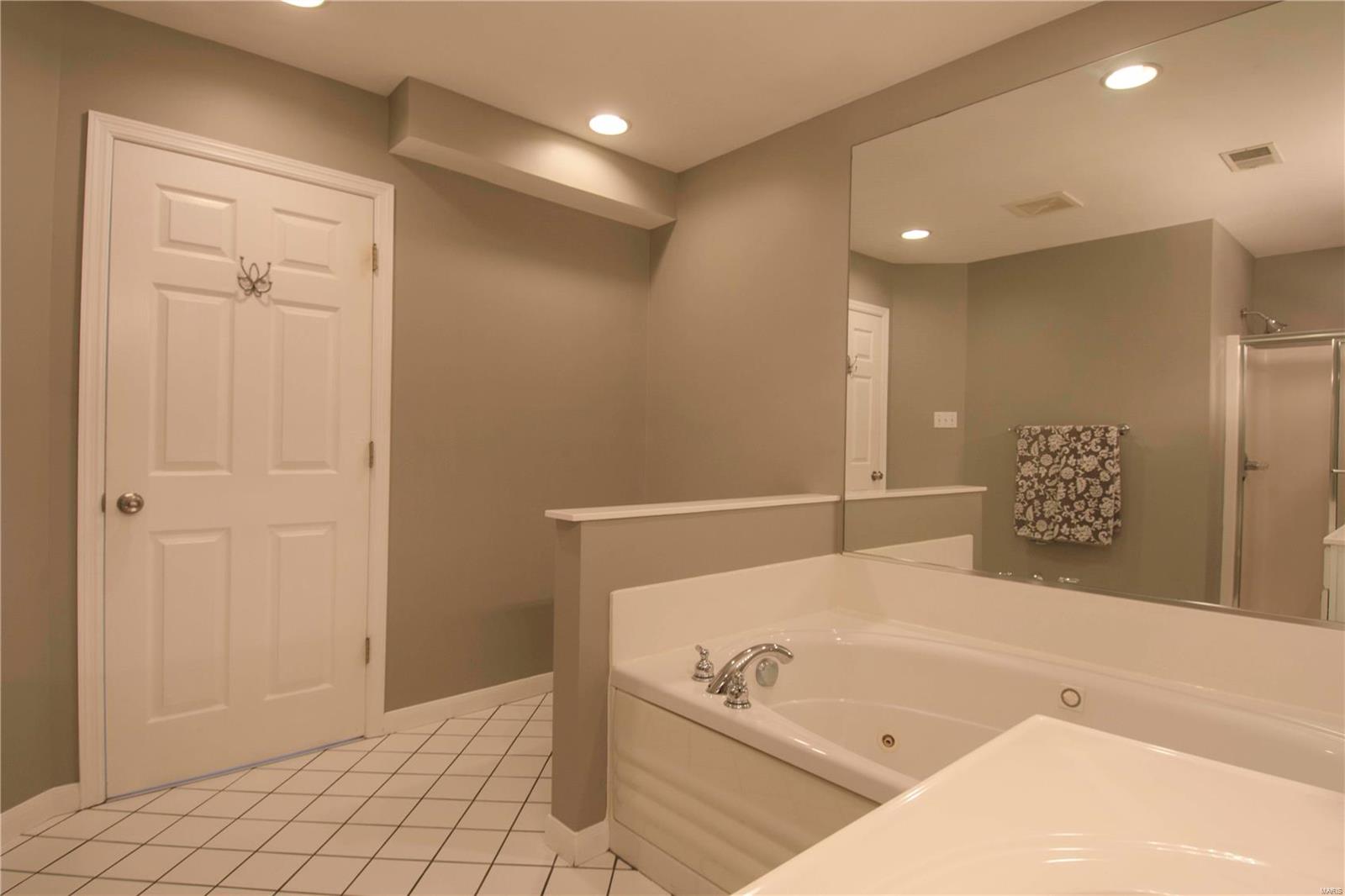 St Louis Hills Estates - Residential