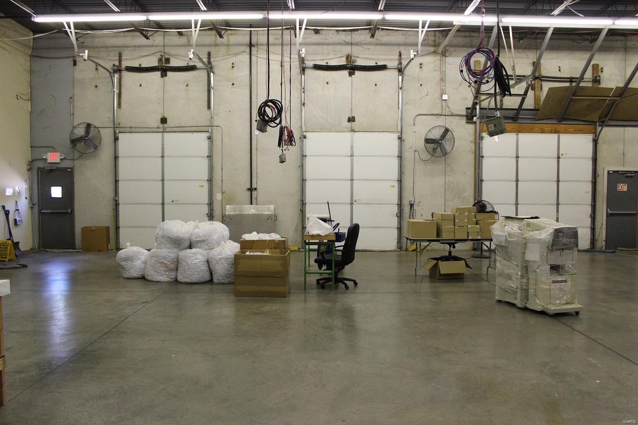 Earth City 36 - Commercial Sale