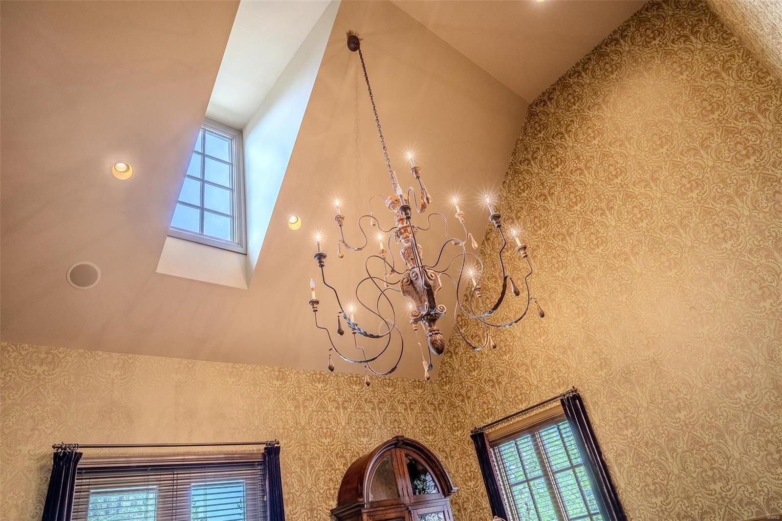 Colonial Park - Residential