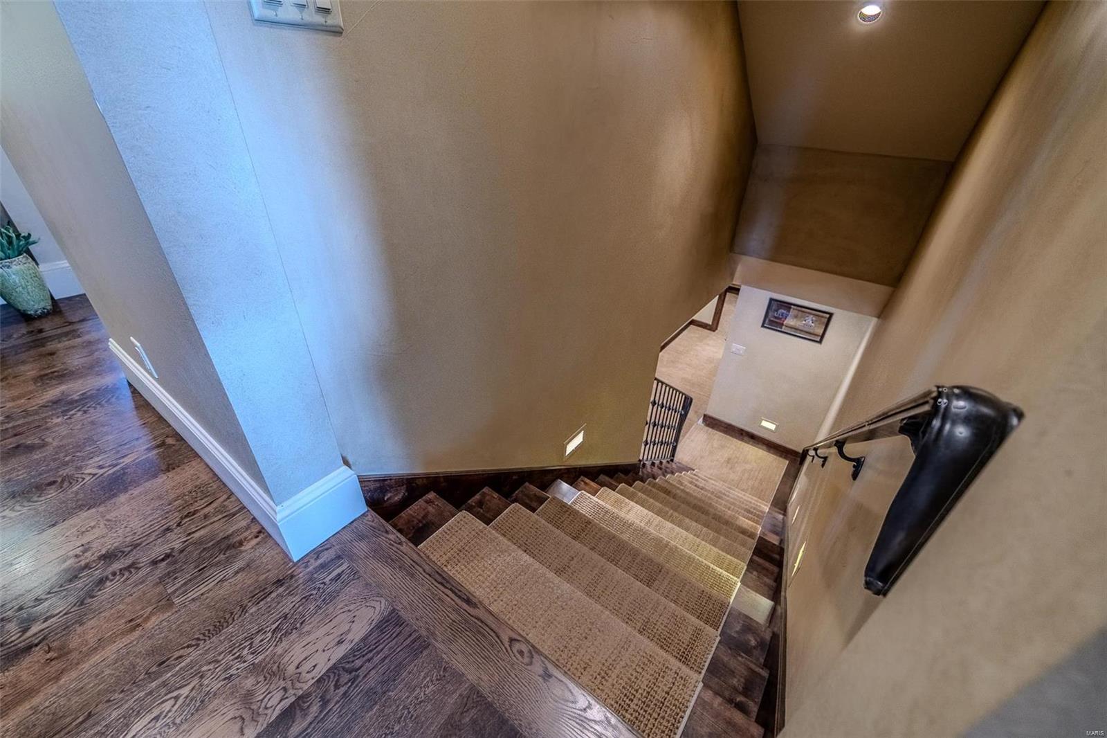 Colonial Park - Residential