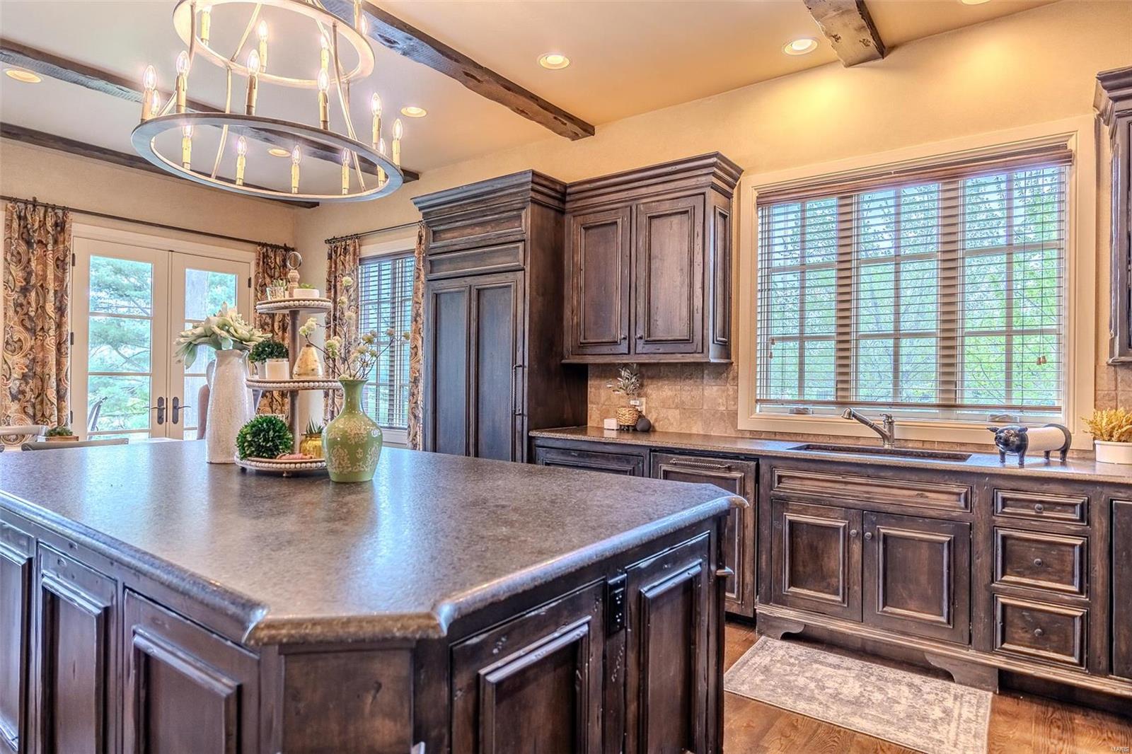 Colonial Park - Residential