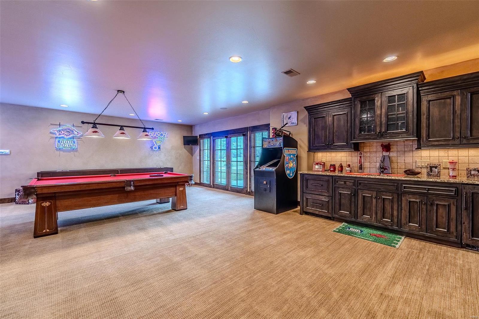 Colonial Park - Residential