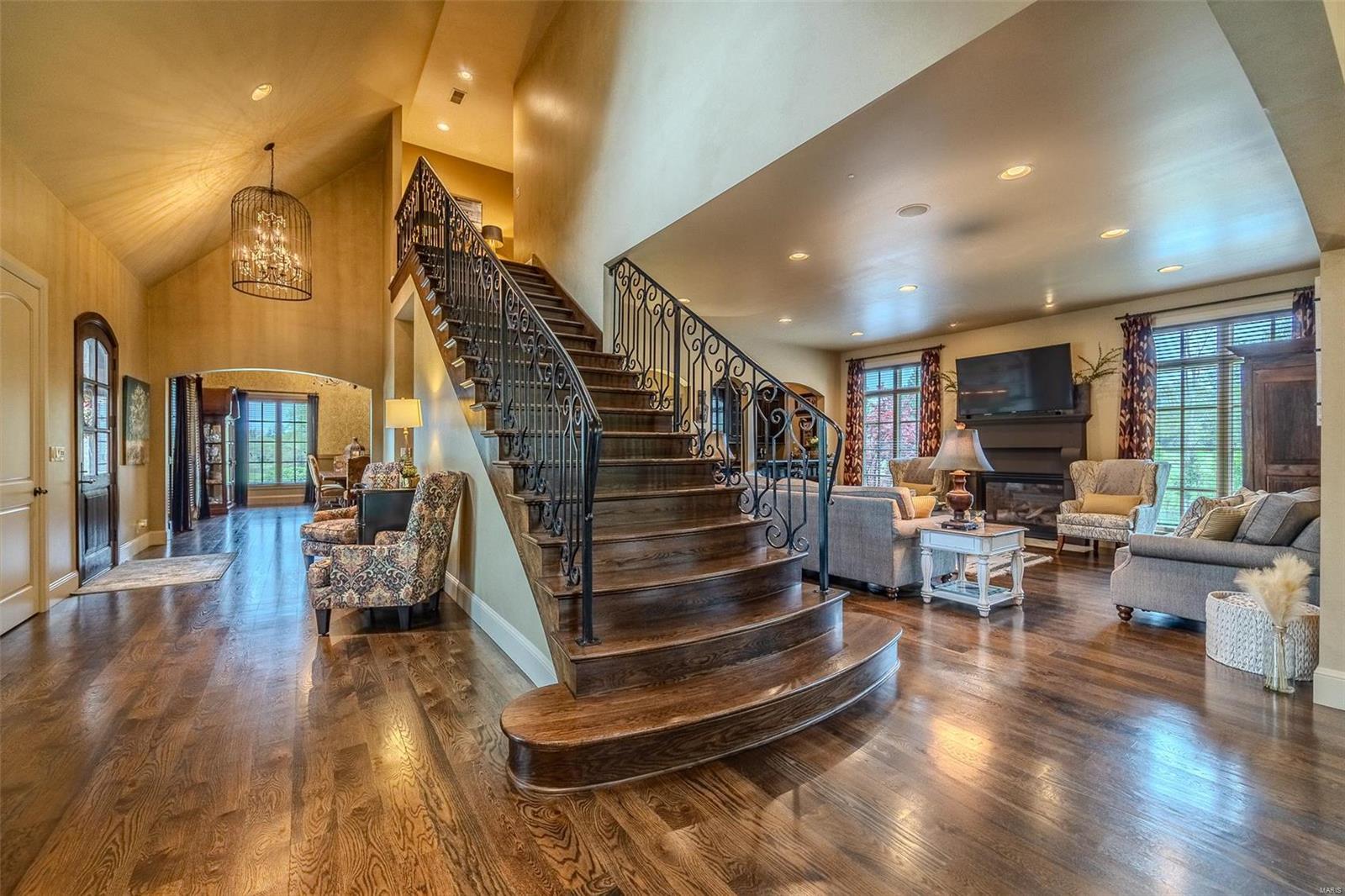 Colonial Park - Residential