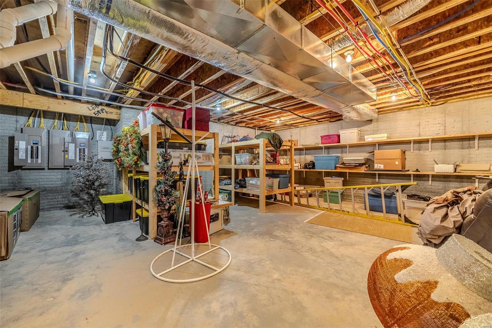 Colonial Park - Residential